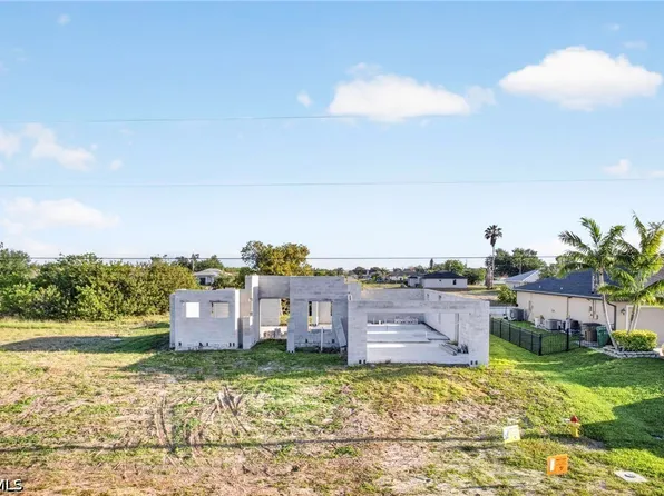 1213 NE 11th Terrace Cpe, Coral, FL 33909