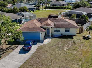 1918 SW 13th Ln, Cape Coral, FL 33991