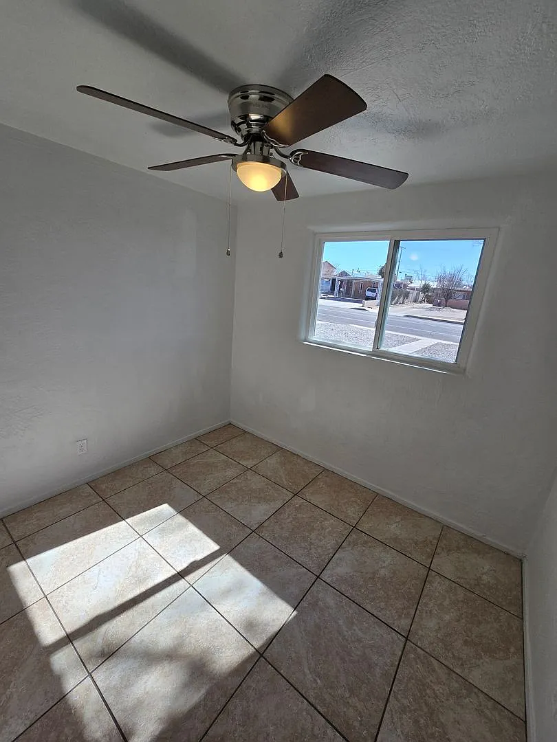 4811 Comanche RD NE — Photo 2