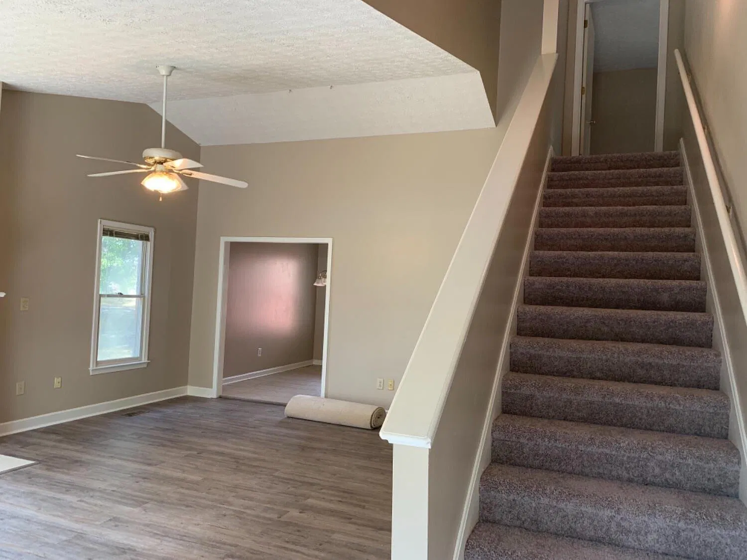 3 bed, 2.5 bath, 1060 sqft, $1,995 — Photo 4