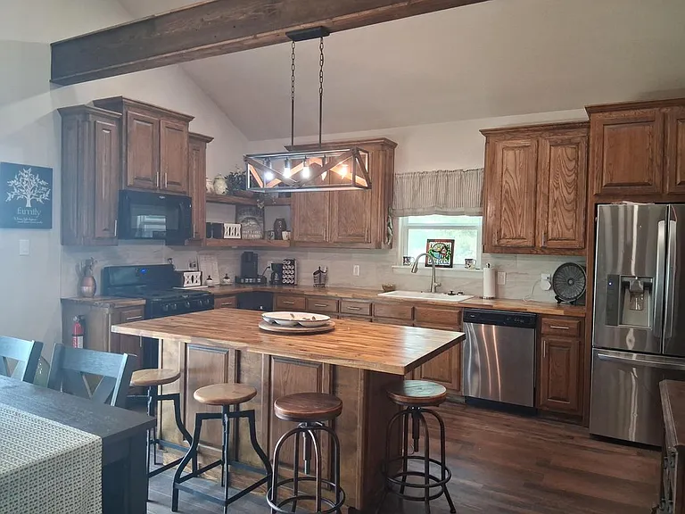 3208 Sunrise Ct — Photo 13