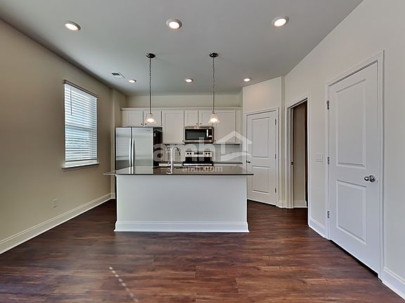 5th image of 106 Anthurium Dr
