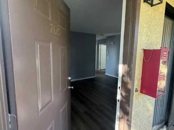 107 W Pennsylvania Ave #808, Redlands, CA 92374