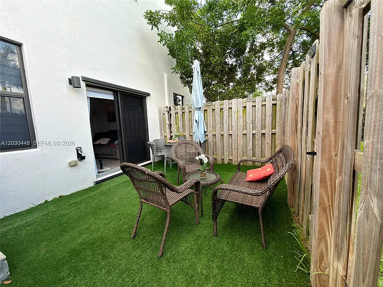 20784 NE 5th Ct #20784 — Photo 14