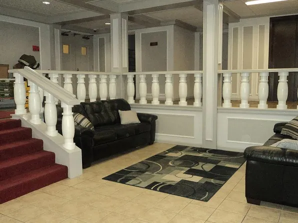 Southpointe Towers, 100 Cerasi Dr #D3dd89d66, West Mifflin, PA 15122