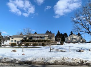 7010 Linden Rd, Fenton, MI 48430