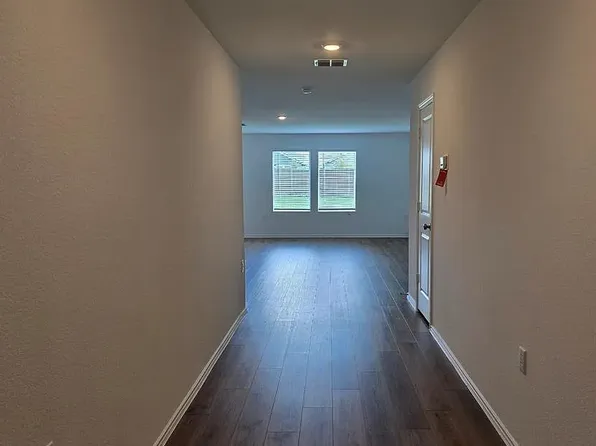 2201 Willkomen Way, Pflugerville, TX 78660