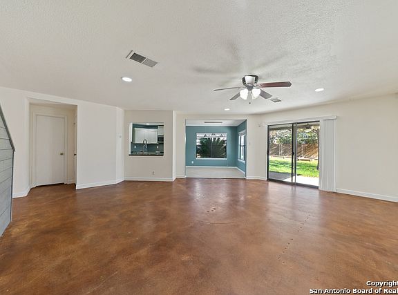 3rd image of 11222 Scarborough Ct