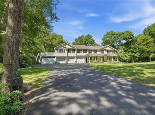71 Rolling Hill Dr, Exeter, RI 02822