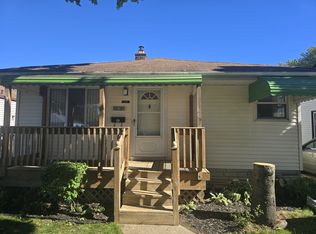 24610 Lexington Ave, Eastpointe, MI 48021