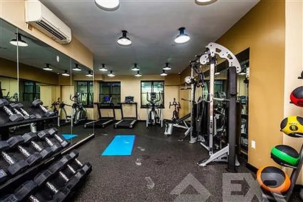 Rented by EXR | media 7