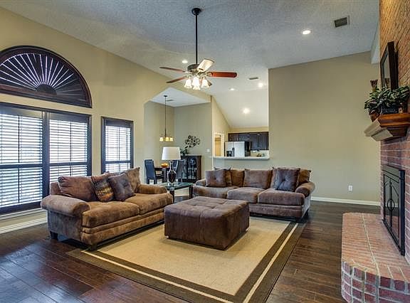 4th image of 2219 Mallard Ct