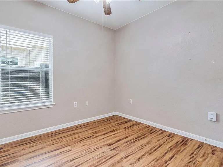 6801 Porter St — Photo 20