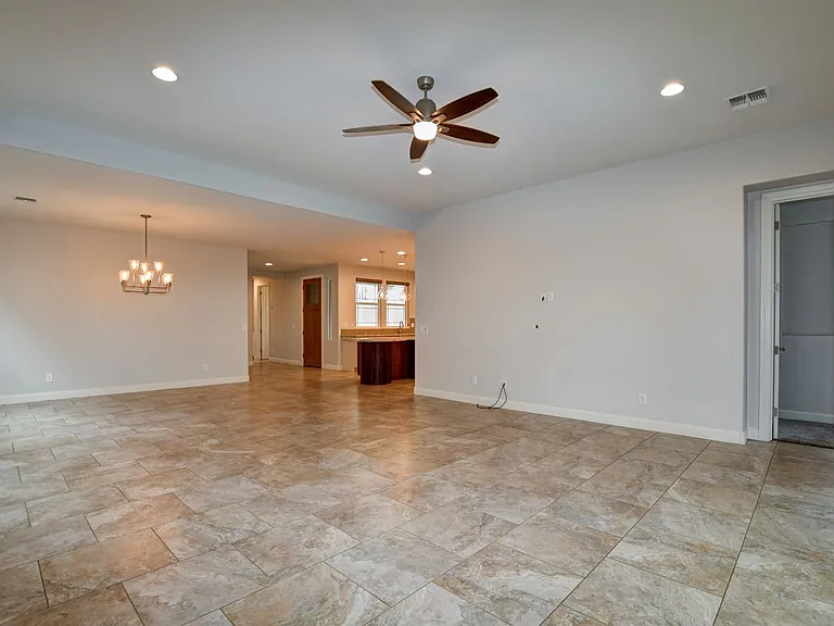 1499 Varsity Dr — Photo 13