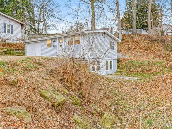 399 N 4th St, Ste Genevieve, MO 63670