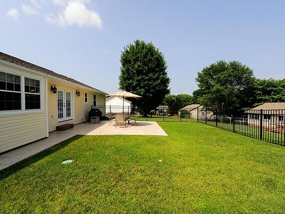 4th image of 715 Lansdale Dr
