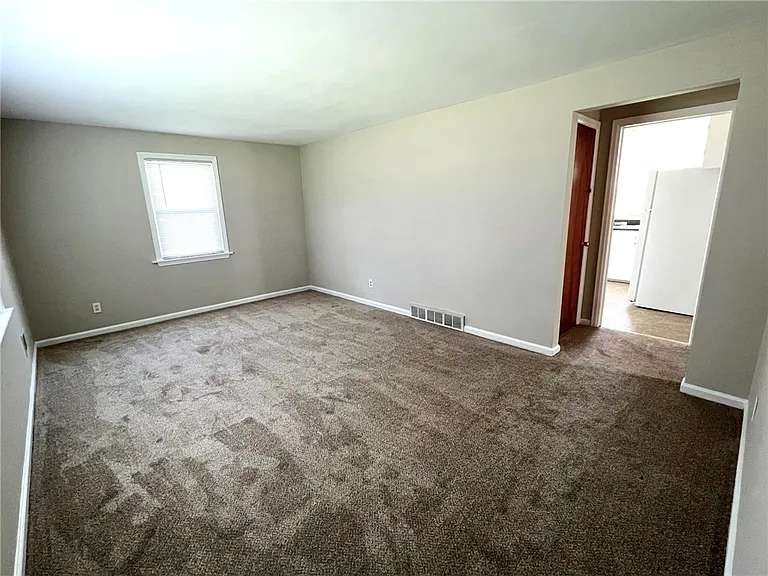 2431 Westside Dr — Photo 7