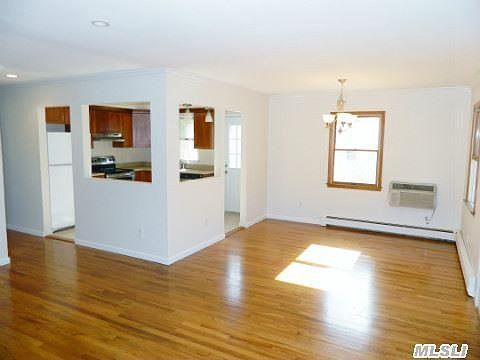 3rd image of 12 Lakeview Ave
