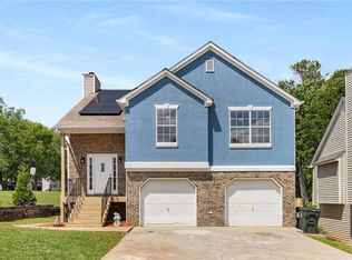 966 Crest Ridge Dr SW, Marietta, GA 30060