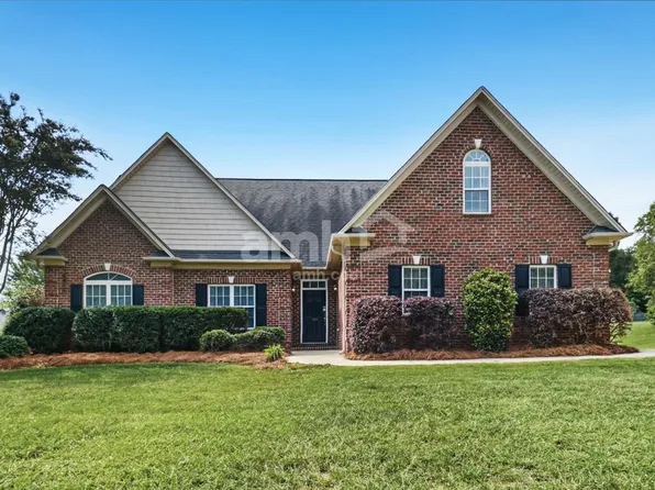 133 Graywood Ct, Advance, NC 27006