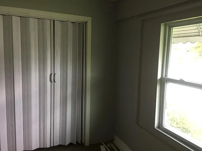 1571 Wellworth Ave — Photo 22