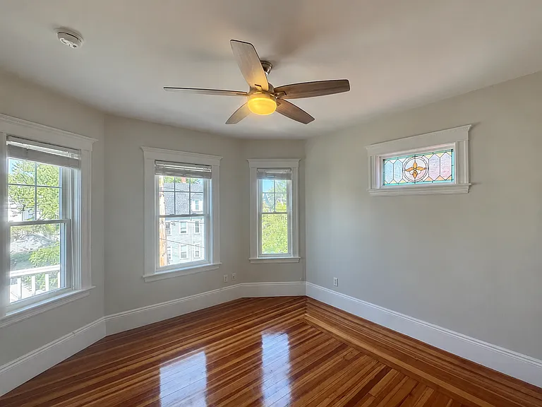 87 Morrison Ave #R2 — Photo 1