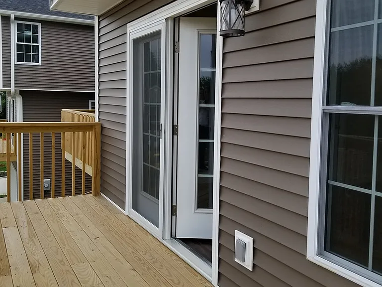 2270 S Samuel Ln — Photo 9