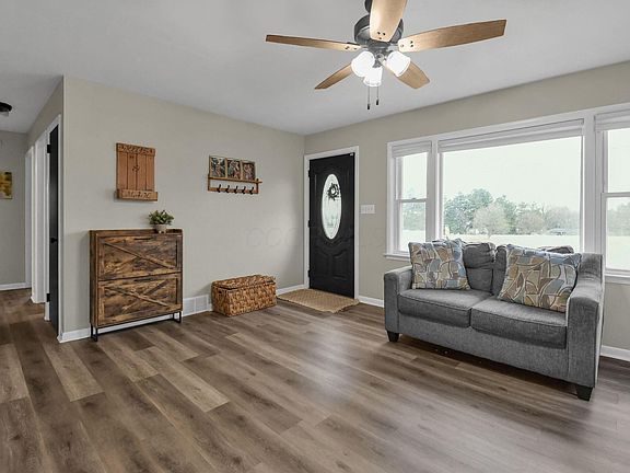 4th image of 50 Clare Rd