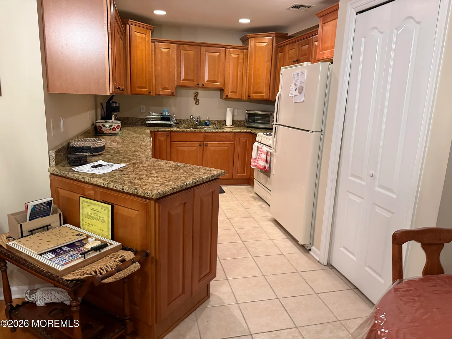 4 bed, 4.5 bath, 1892 sqft, $2,600 — Photo 3