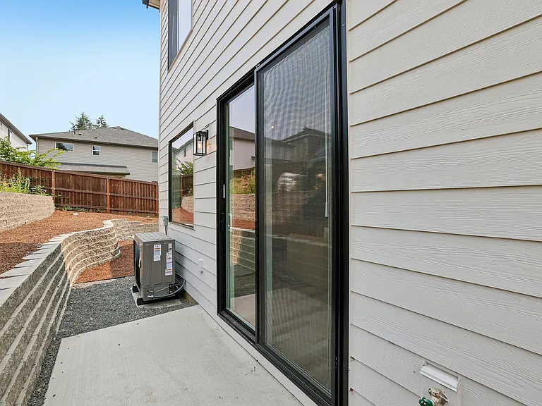 Obsidian Heights — Photo 4