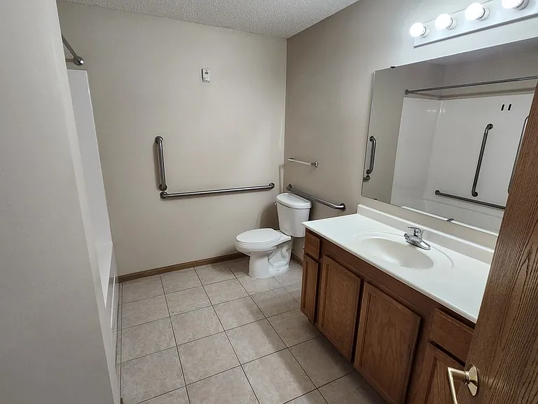 847 Driftwood Dr #2 — Photo 7