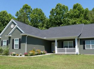 6876 Luhrig Rd, Athens, OH 45701