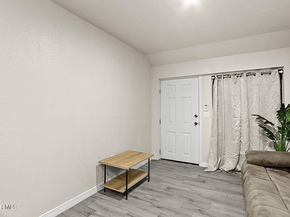 3rd image of 413 Alicia Dr #B