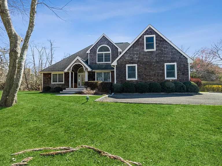 20 Broidy Ln — Photo 3