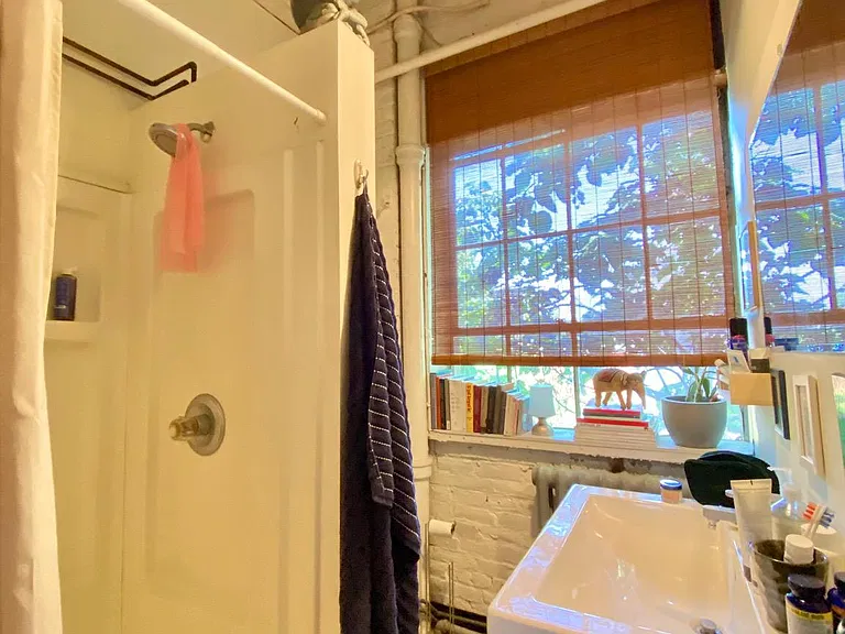 14 W Harvey St #16-2W — Photo 15