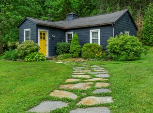 16 Glendale Rd, Stockbridge, MA 01262
