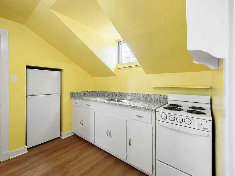 3503 Seminary Ave — Photo 12