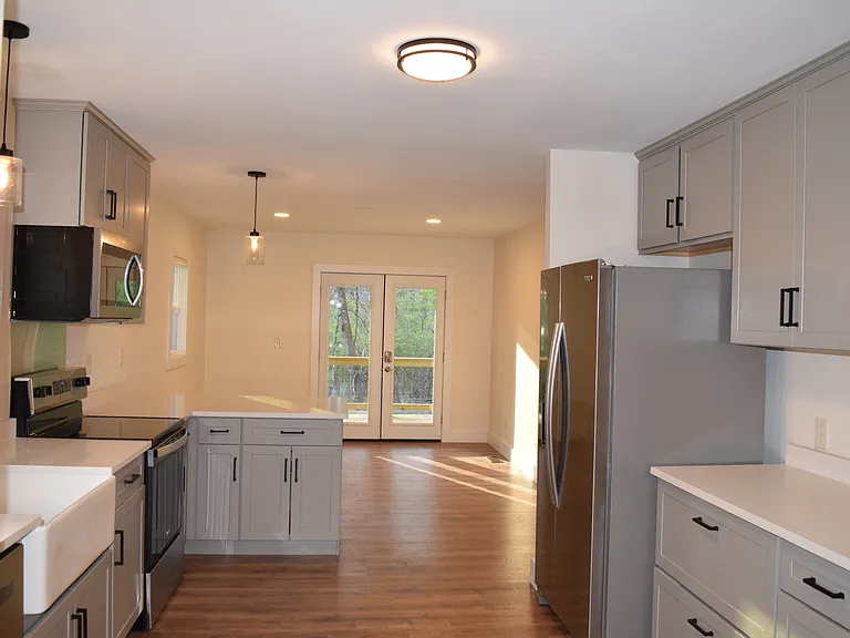kitchen and dining lights dimmable