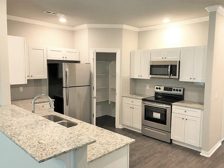 C1 (1-car) Kitchen