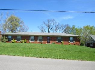 405 Aztec Trl, Georgetown, KY 40324