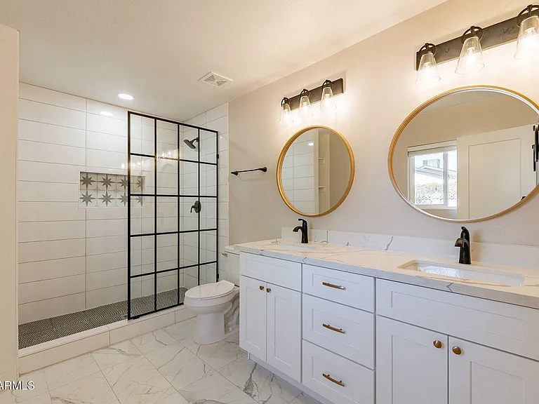 8202 E Piccadilly Rd — Photo 27