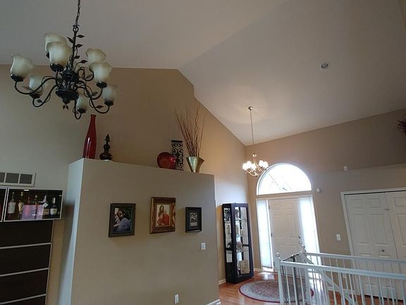 3rd image of 40707 Lenox Park Dr #3