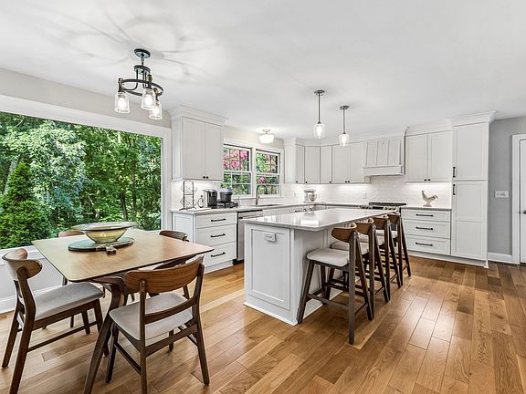 3rd image of 7016 Lama Terra Ct