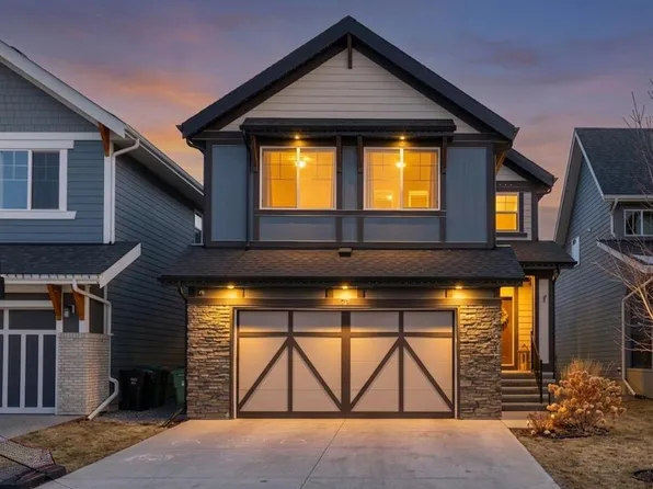 21 N Masters Pl SE, Calgary, AB T3M 2L4