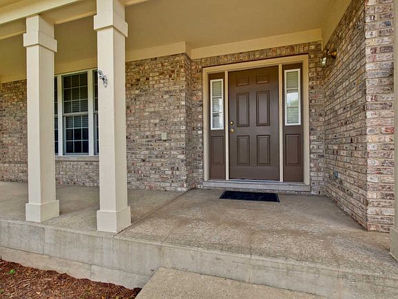 2nd image of 532 Camargo Club Dr