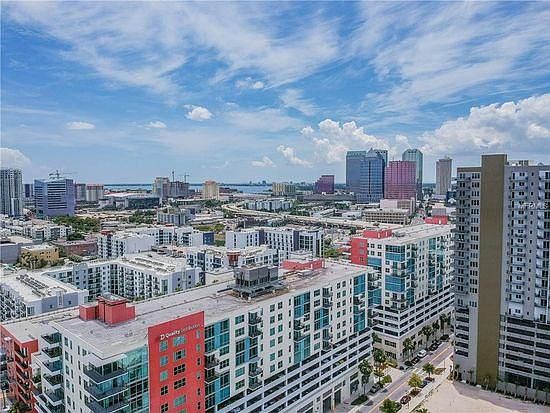 1st image of 1120 E Kennedy Blvd Unit 414