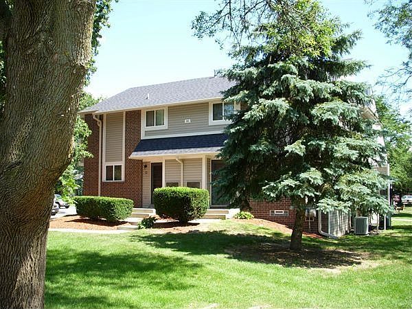 3 Bedroom Townhome Building