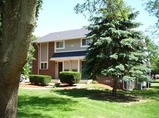 435 Peppertree Cir, Jackson, MI 49203