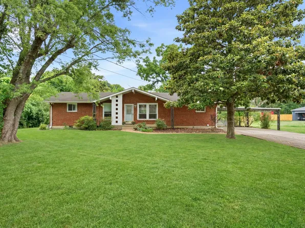 5004 W Durrett Dr, Nashville, TN 37211