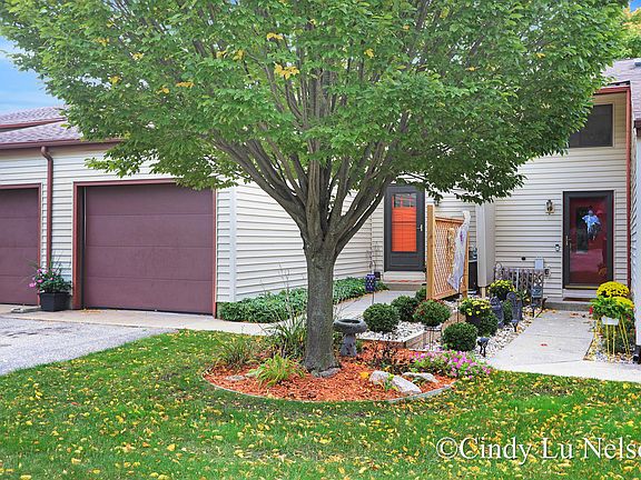 3rd image of 4841 Dellview Ct